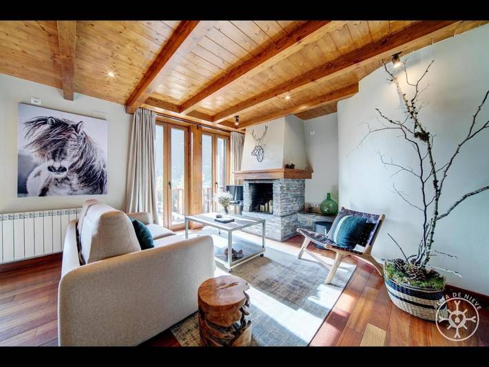 Gîte pour 6 personnes, avec Balcon et Vue dans Salardú - 2
