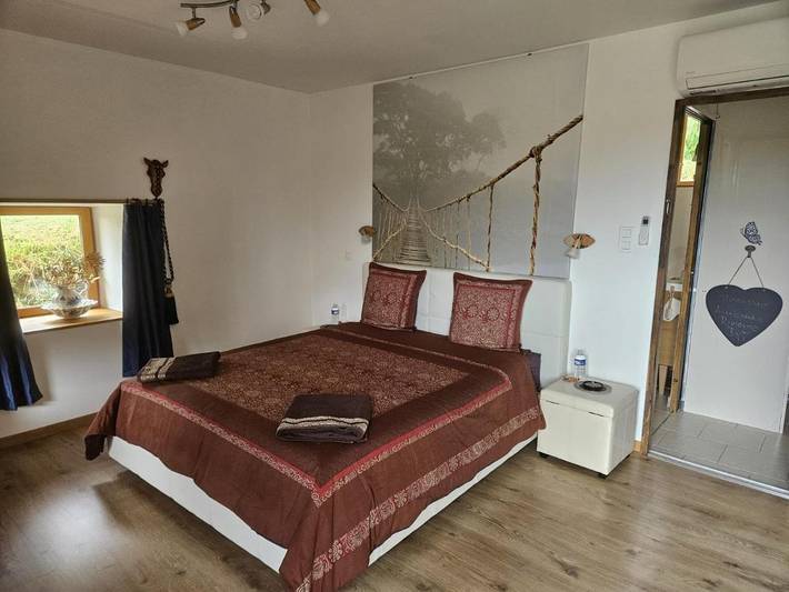 Chambre d’hôte pour 2 personnes, avec terrasse ainsi que jardin et vue en Corrèze - 2
