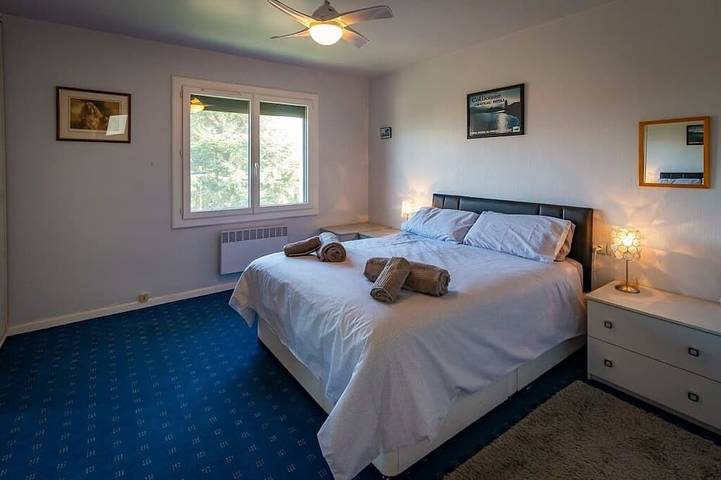 Appartement entier, Appartement au 1er étage d'une villa avec grande piscine privée in Laroque-des-Albères, Côte méditerranéenne (France)