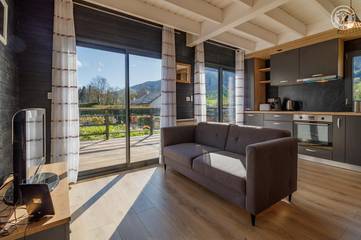 Gîte pour 5 Personnes dans Saint-Thibaud-de-Couz, Région de Chambéry, Photo 2