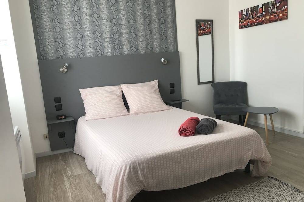 Apartamento entero, Appartement N5-Apartamento-Baño con bañera-Vista a la Ciudad in La Roche-sur-Yon, Valle del Loira