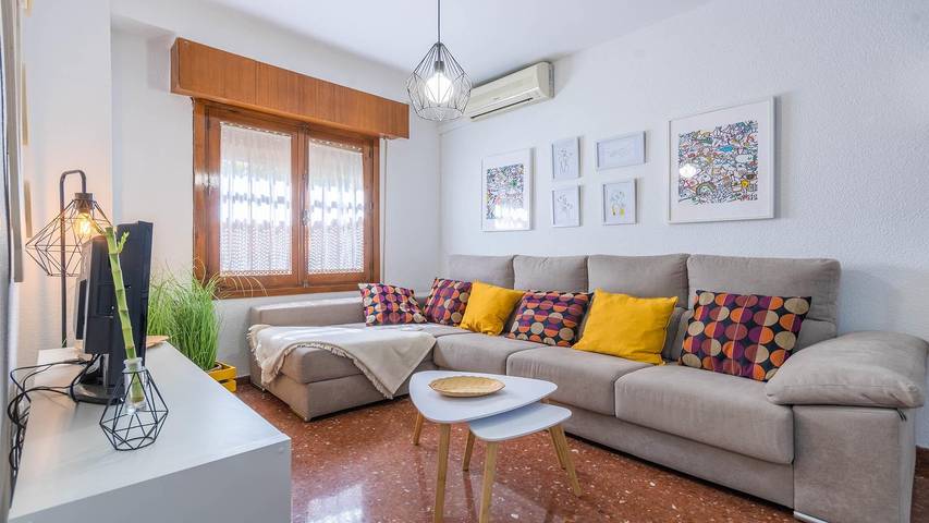 Entire holiday apartment, Azahar Apartment in Santa Marina ⭐⭐⭐ in Distrito Centro (Córdoba), Cordoba