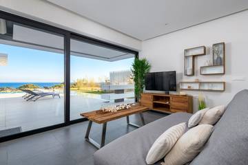 Villa for 6 People in Rhodes, Dodecanese, Photo 2