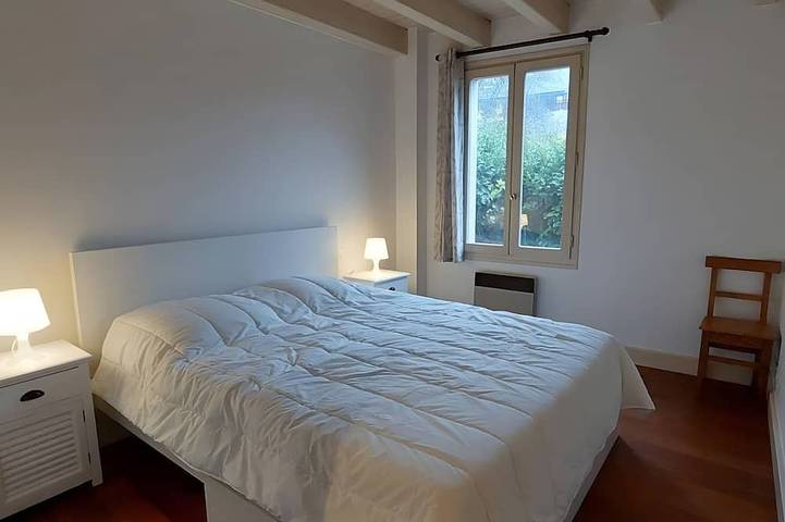 Location de vacances pour 12 personnes, avec balcon et jardin à La Balme-de-Thuy - 2