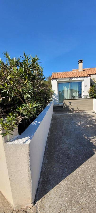 Location de vacances pour 4 personnes, avec vue sur le lac ainsi que terrasse et vue à Mèze - 4