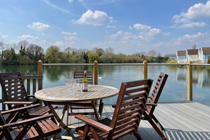 Holiday rental for 6 people, with Lake view in Gloucestershire