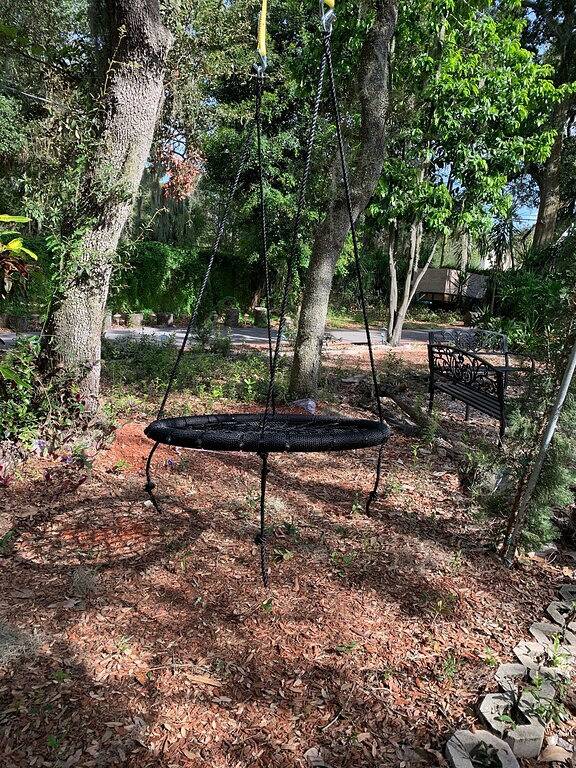 Vacation rental for 8 people, with yard in Gulf Coast