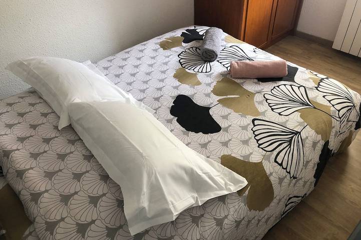 Gîte pour 4 personnes, avec terrasse à Saint-Nic - 2