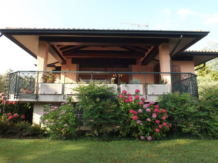 Ferienhaus für 9 Personen, mit Garten, mit Haustier in San Felice del Benaco - 2