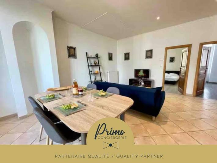 Appartement de vacances pour 6 personnes, avec Balcon et Jacuzzi ainsi que Terrasse et Vue