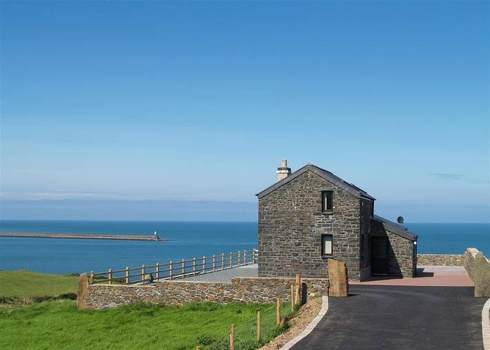 Cottage for 4 people, with Garden in Fishguard