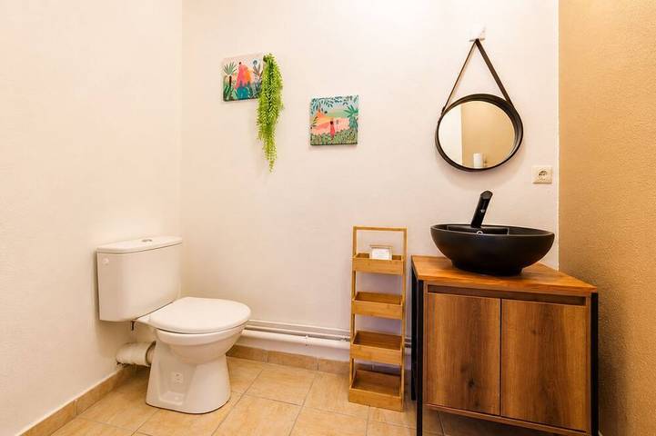 Appartement entier, F2 hyper centre avec balcon in Montluçon, Région de Montluçon