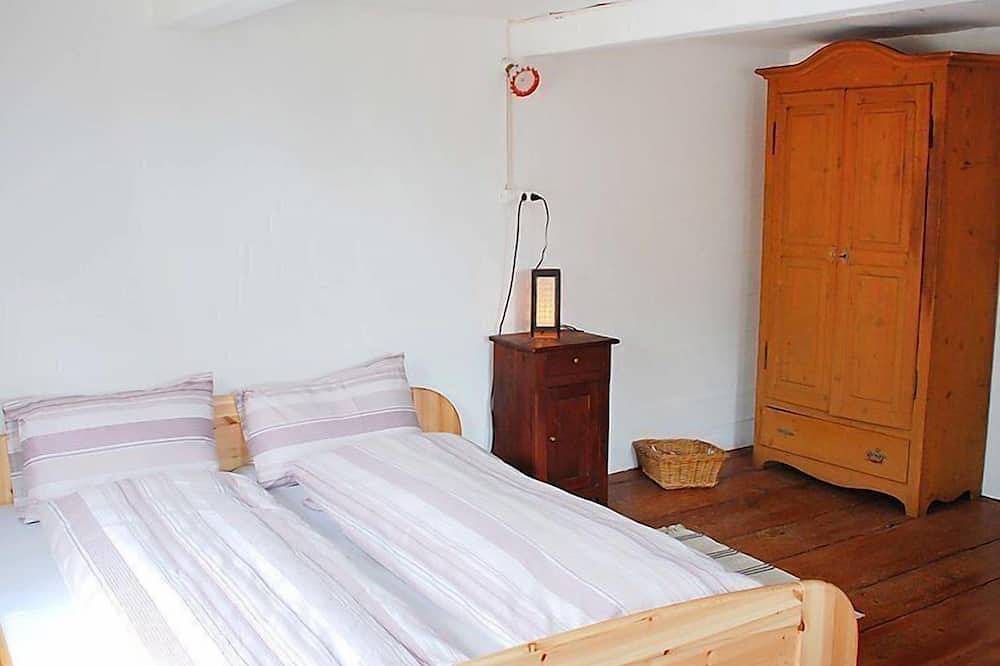 Ganze Wohnung, Ferienwohnung Peppa in Chironico, Tessiner Alpen