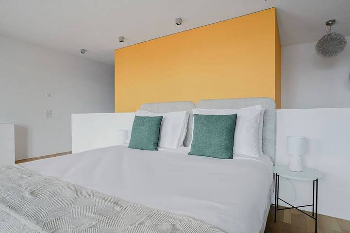Appartement entier, Blueground | Escher Wyss, view, nr Lake Zurich in Zurich, District de Zurich