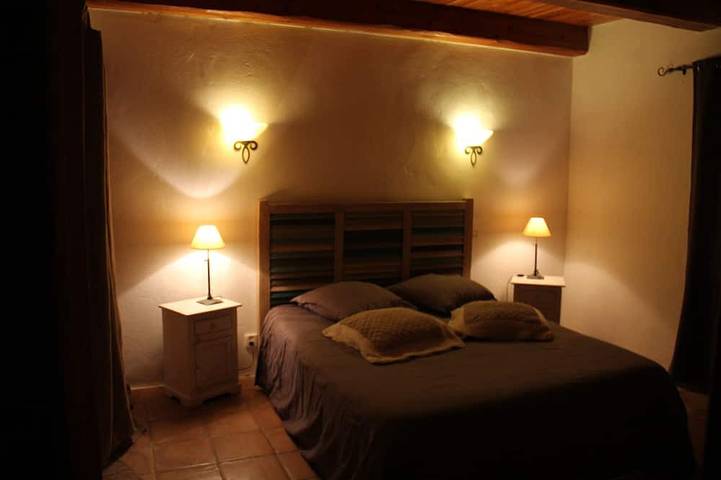 Location de vacances pour 5 personnes, avec terrasse et jardin à Saint-André-d'Olérargues - 4