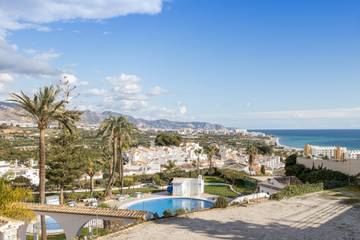 Villa voor 6 Personen in Urbanización Punta Lara, Nerja, Afbeelding 1