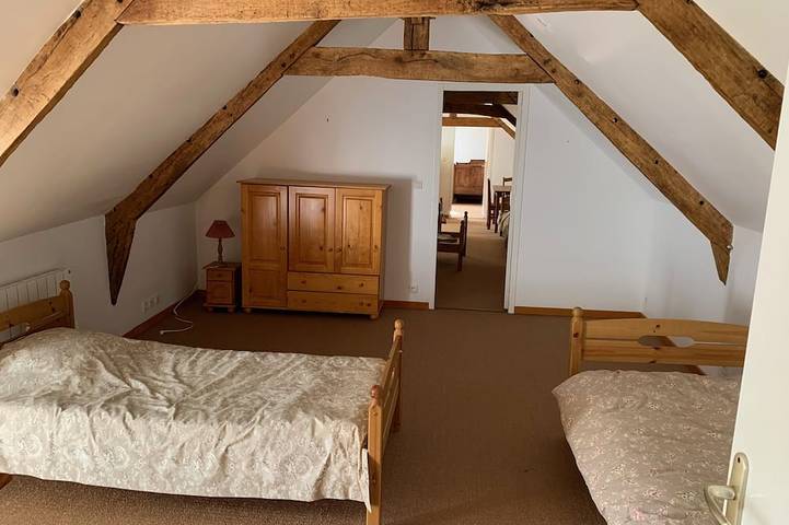 Location de vacances pour 12 personnes, avec jardin et terrasse à Berric - 3