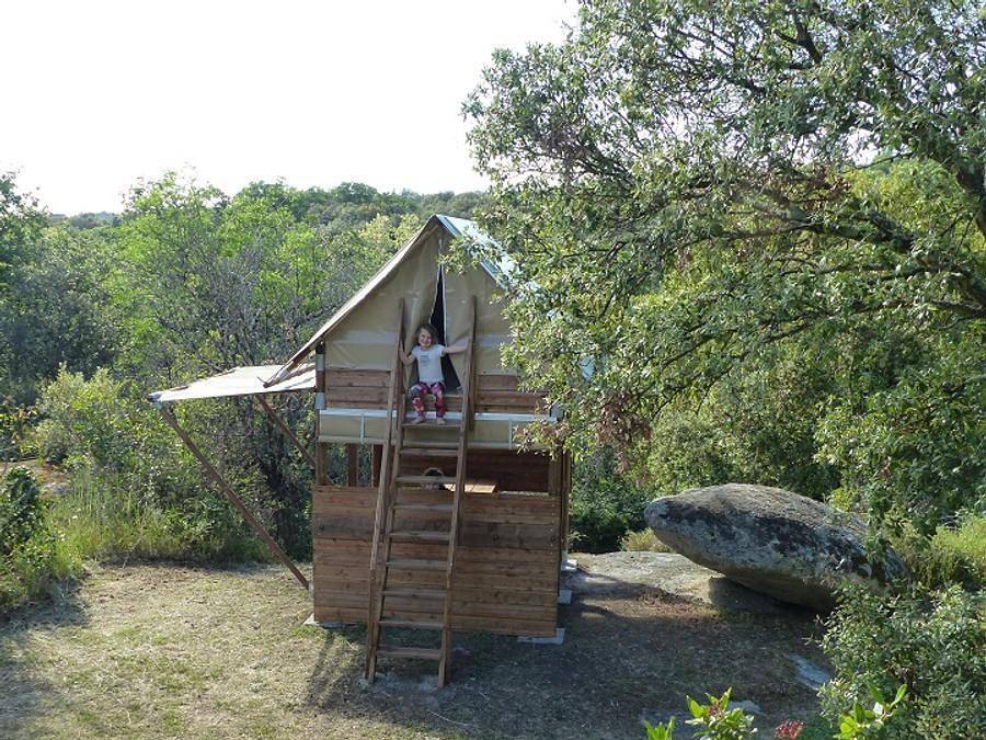 Flower Camping Le Martinet Rouge  - Safarizelt 2 personen - Zelt Bivouac Small auf Stelzen Standard 1 Zimmer - mitten in der Natur (ohne Sanitäranlagen) 1/2 pers. in Brousses-et-Villaret, Carcassonne und Umgebung