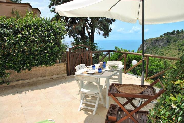 Casa vacanza per 4 persone, con terrazza in Sperlonga