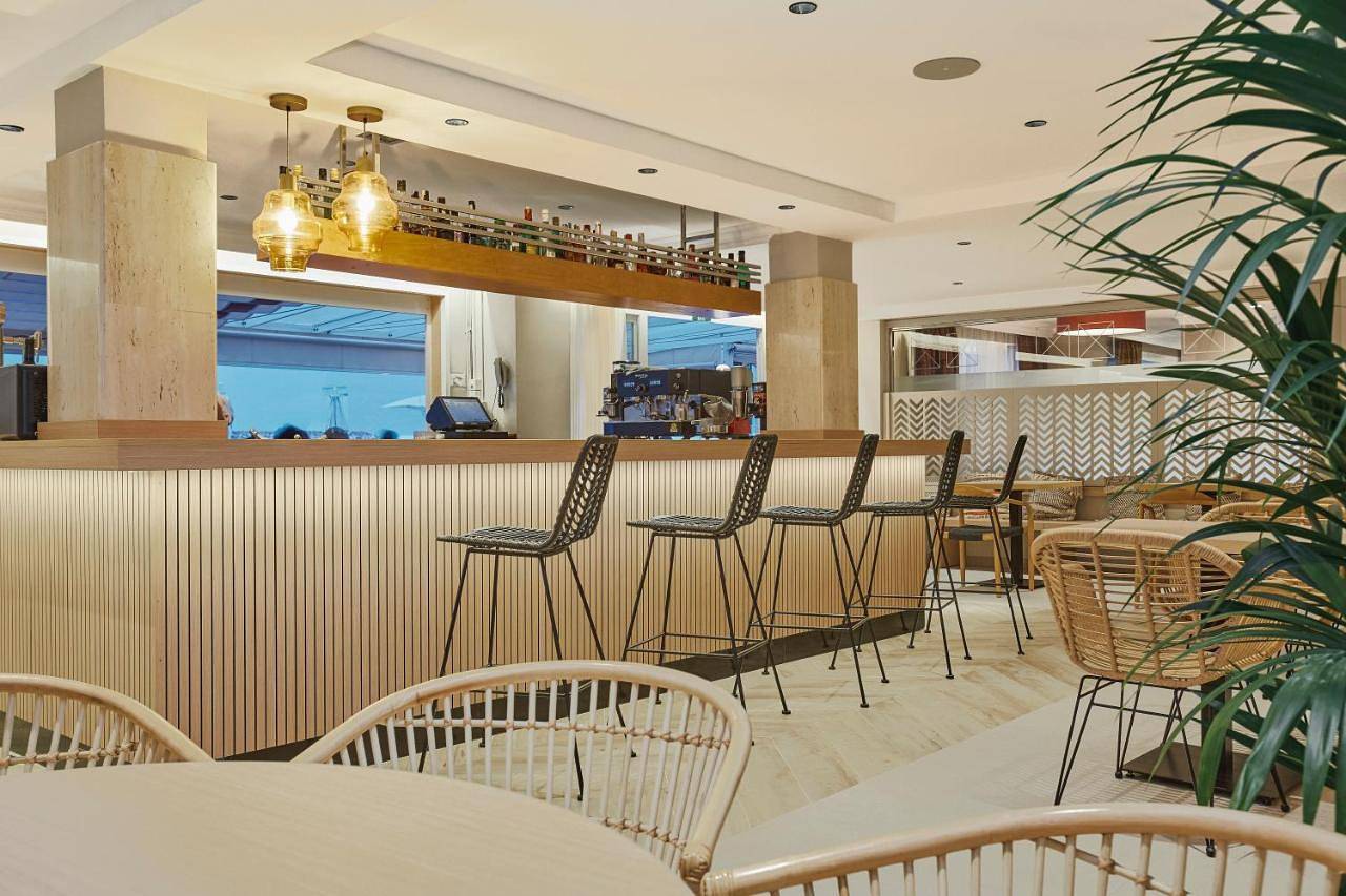 Universal Aparthotel Don Camilo in Sant Elm, Andratx