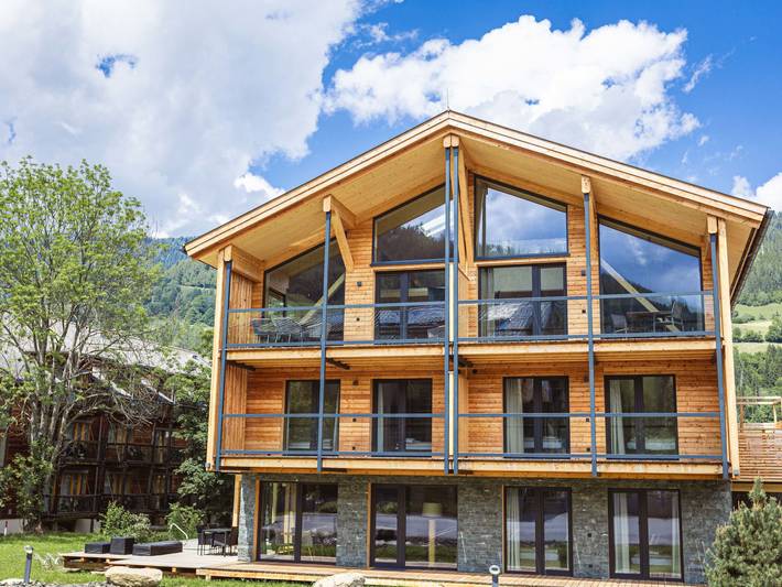 Ferienwohnung für 10 Personen, mit Balkon/Terrasse und Balkon sowie Terrasse und Garten in Sankt Georgen am Kreischberg