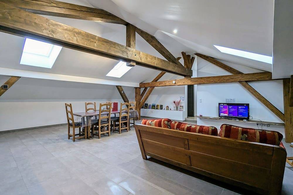 Apartamento entero, Apartamento acogedor con 2 habitaciones y parking privado cerca de los Vosgos in Saint-Michel-sur-Meurthe, Saint-Dié-des-Vosges