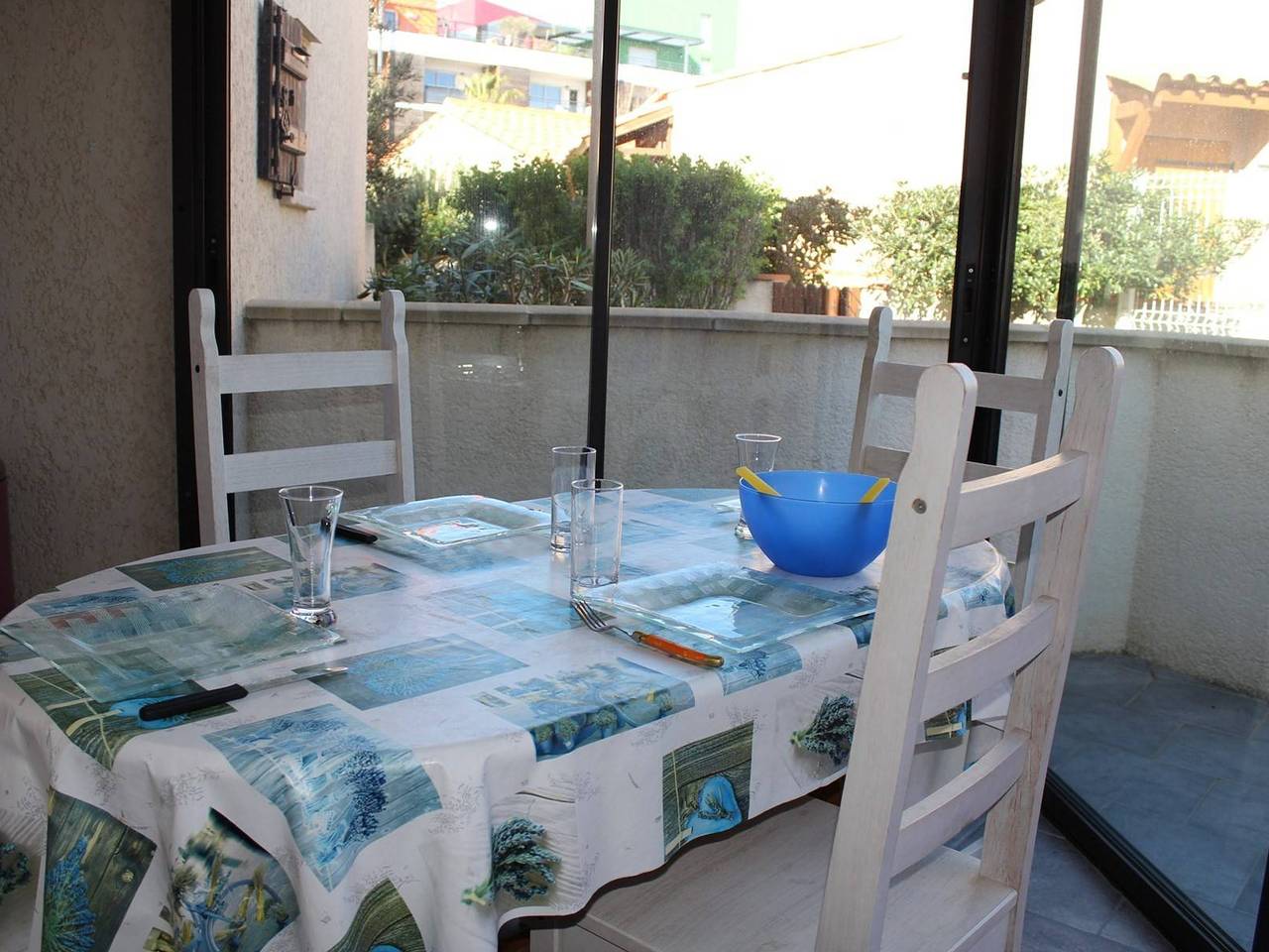 Charmantes Ferienhaus für 6 Personen, nahe Strand, Terrasse, Veranda, Parkplatz in Gruissan (Ville), Gruissan