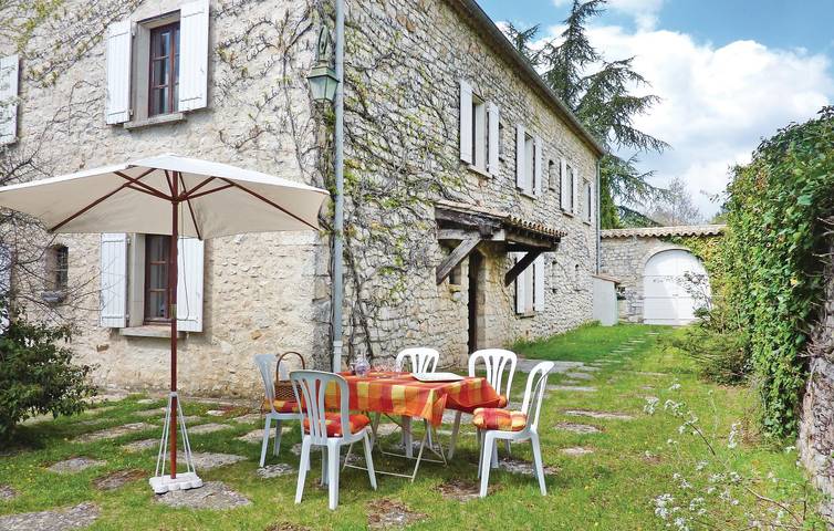 Location de vacances pour 5 personnes, avec piscine et jardin à Sault - 4