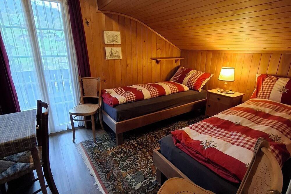 Gemütliches Chalet mit großem Garten & Bergblick, Garage, Wifi, E-Auto Ladegerät in Schwendi b. Grindelwald, Grindelwald