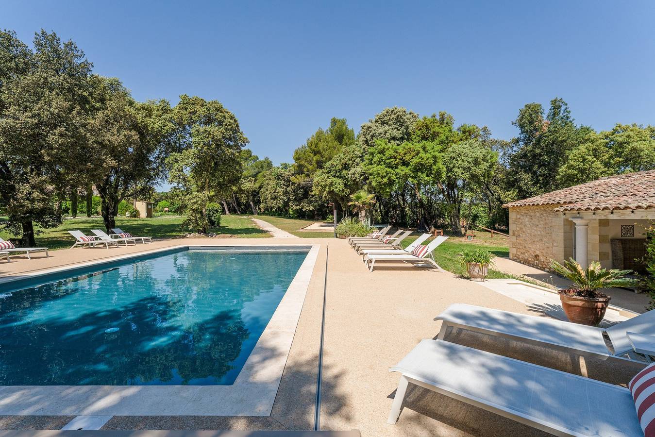 Casa de férias 'Lodge Exotique 1 - Mas De Rey' com terraço privado, Wi-Fi e ar condicionado in Arpaillargues-et-Aureillac, Nimes (Região)