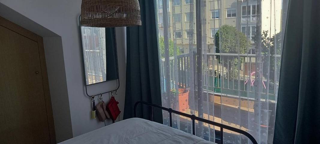 Gîte pour 4 personnes, avec balcon à Ares - 4