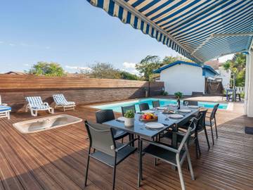 Maison De Vacances pour 15 Personnes dans Bidart, Côte Basque, Photo 4