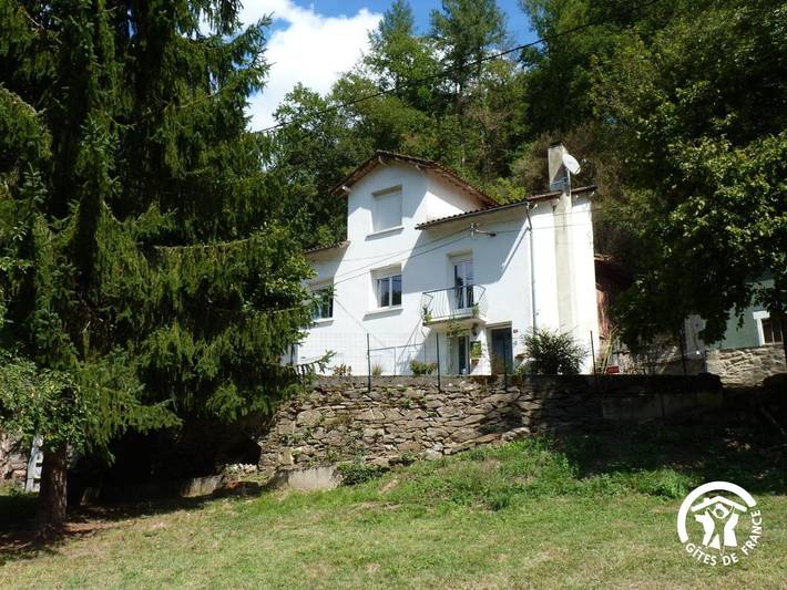 Location de vacances pour 2 personnes, avec Terrasse et Jardin à Laguépie