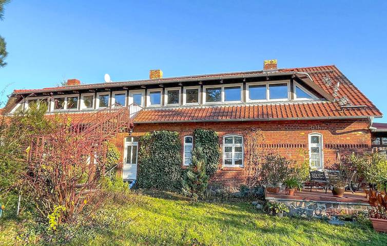 Ganze Ferienwohnung, Gemütliche Wohnung mit Parkplatz und WiFi in der Nähe des Tauchspots Flacher See in Klocksin, Mecklenburgische Seenplatte