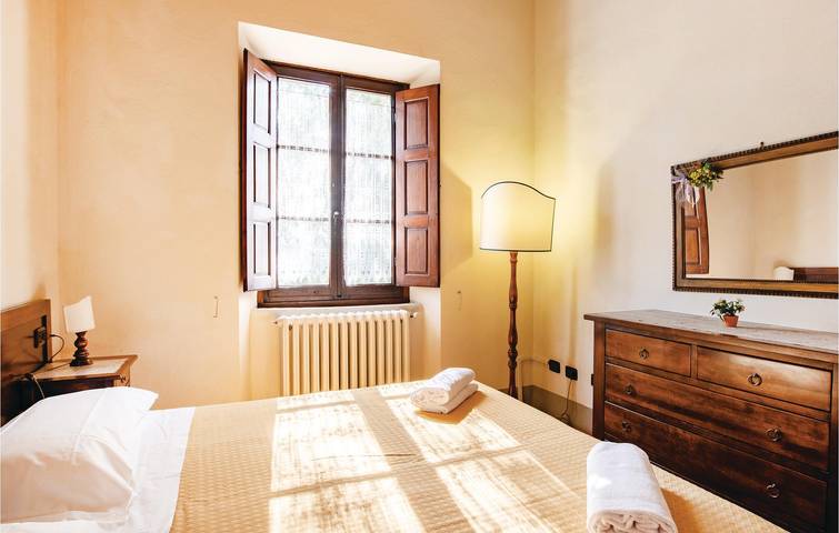 Appartamento di 360 mq con piscina, parcheggio e internet in Vicchio, Firenze province