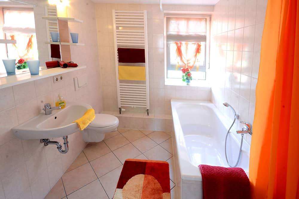 Ganze Wohnung, Urlaub genießen mit Ambiente in Königstein, Elbsandsteingebirge