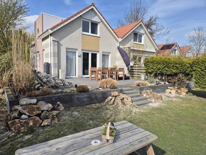 Ferienhaus für 6 Personen, mit Terrasse und Garten sowie Seeblick und Ausblick in Makkum - 3