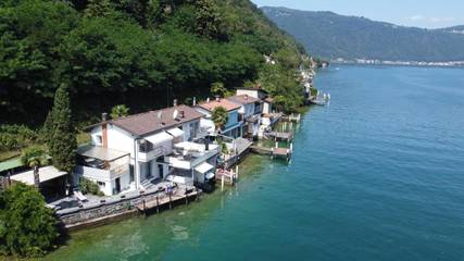 Gîte pour 4 personnes, avec jardin ainsi que vue et vue sur le lac dans Riva San Vitale