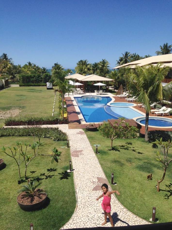 Casas e apartamentos de temporada para 8 pessoas, com piscina e jardim e ainda vista em Itacimirim