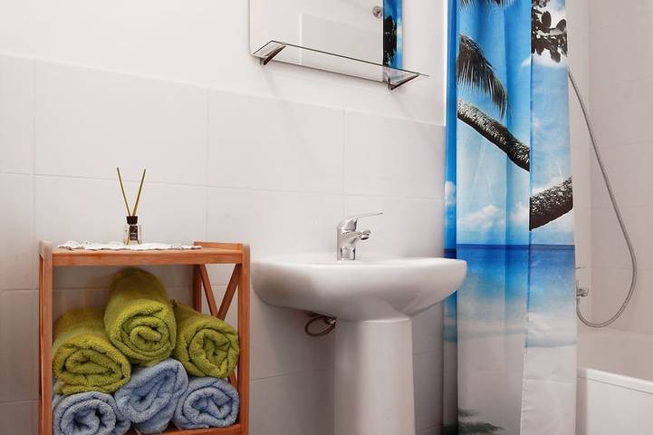 Ganze Wohnung, Abgesehen. 3, Casa Malaga mit Meerblick und Balkon in Málaga (Este), Malaga