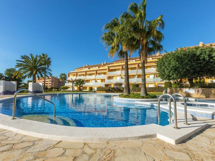 Ferienwohnung für 4 Personen, mit Terrasse und Kinderpool sowie Garten - 1