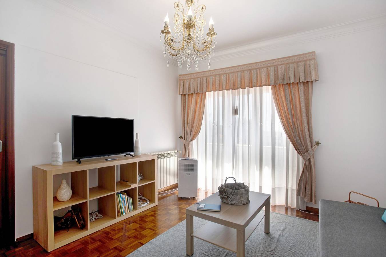 Casa de Férias 'Casa Imaginário Com Serenidade' com Jardim Partilhado, Wi-Fi e Ar Condicionado in Caldas da Rainha, Leiria distrito