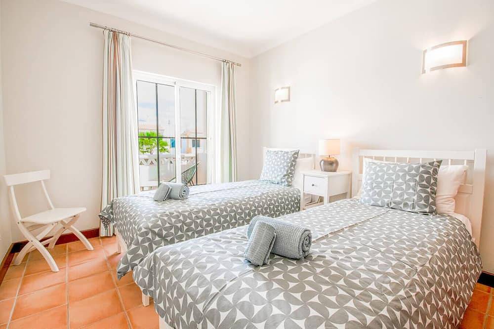 Casa Paradiso - 3 Bedroom in Benagil in Lagoa, Faro District