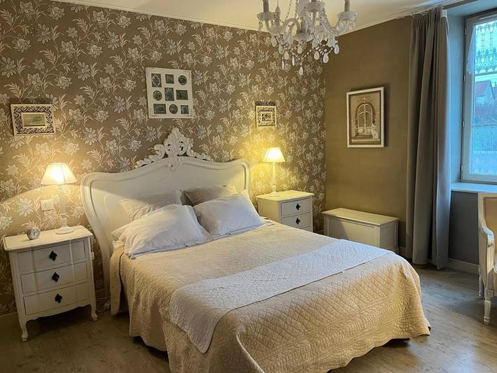 Cottage pour 2 personnes, avec terrasse et jardin à Pressigny