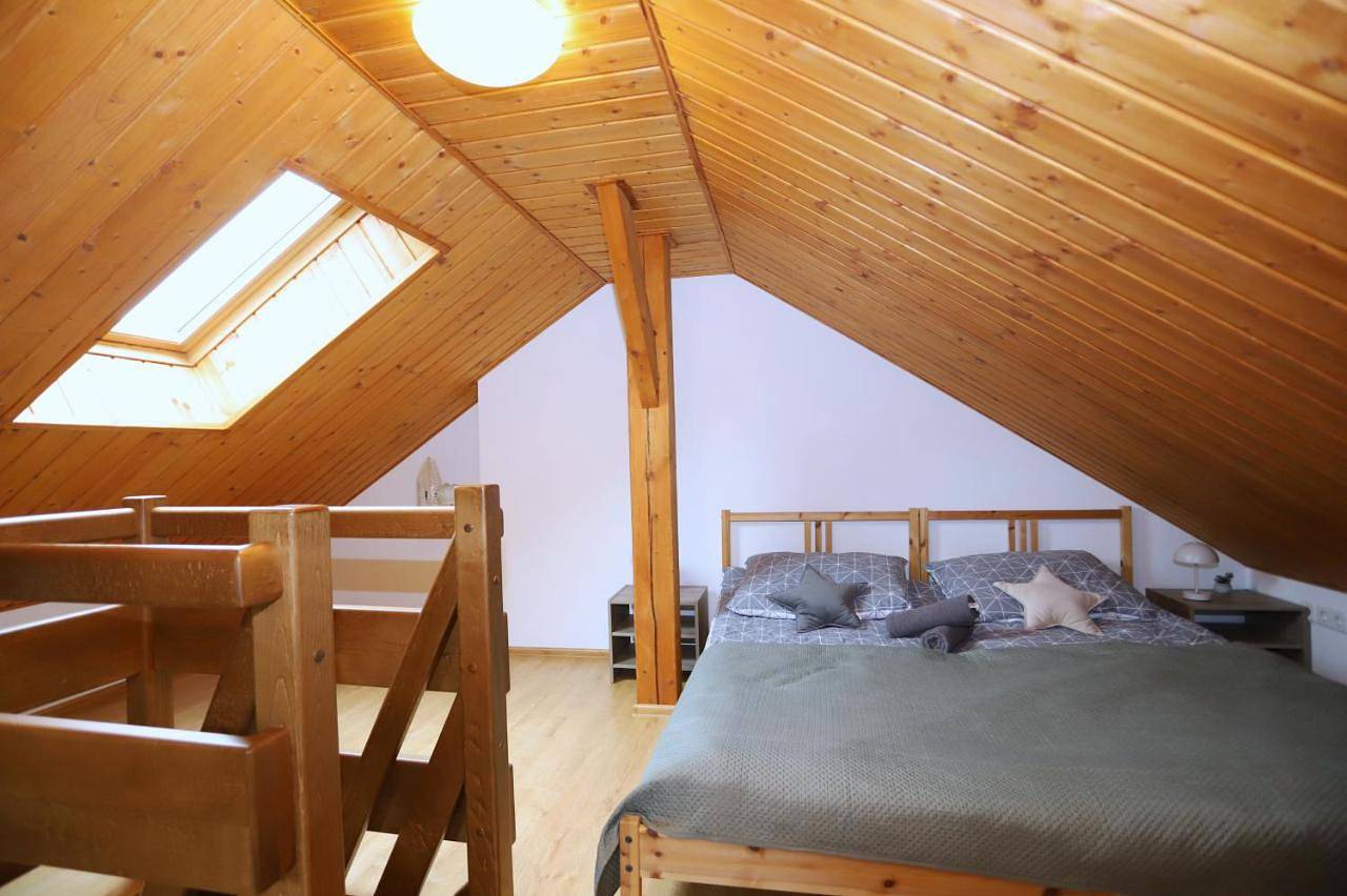 Duplex Quadruple Room in Wałbrzych, Sudety (Polska)