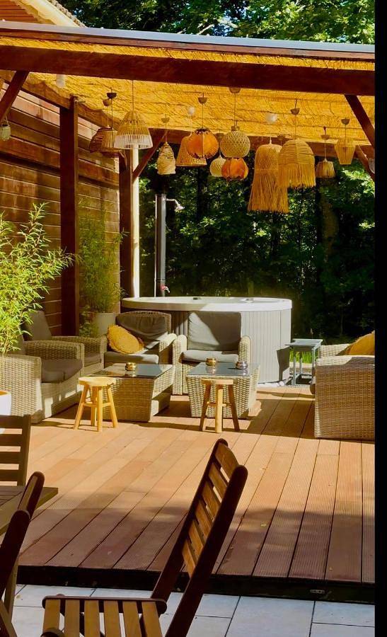 Chalet Acacia au calme 1h30 de Paris in La Selle-en-Hermoy, Région de Montargis