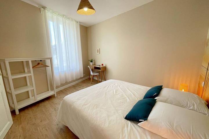 Renoviertes Ferienhaus für 6-8 Personen, mit Garten, Terrasse und Parkplatz, nahe am Zoo und Sehenswürdigkeiten in Noyers-sur-Cher, Romorantin-Lanthenay und Umgebung