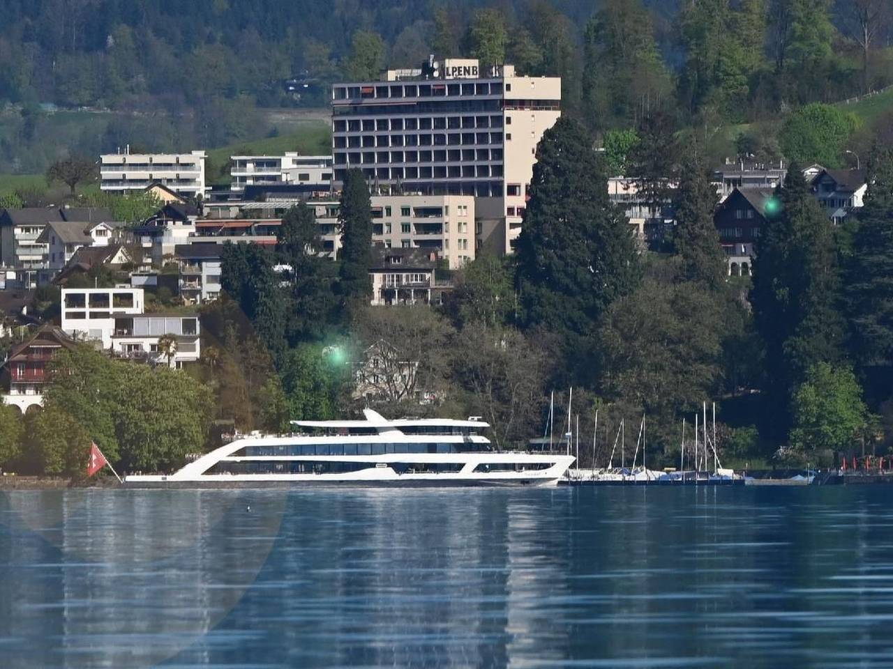 Entire apartment, Holiday apartment for 2 people in Weggis, Lake Lucerne