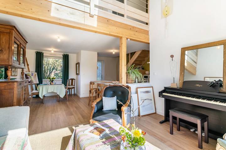 « Charmant gîte d'artiste entre terre et mer » in Lanloup, Côte de Goëlo