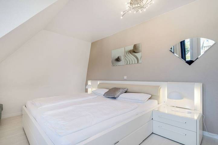 Ganze Wohnung, Reihenendhaus mit ca. 120 m², bietet zwei bis sechs Personen Platz in Keitum, Sylt (Gemeinde)